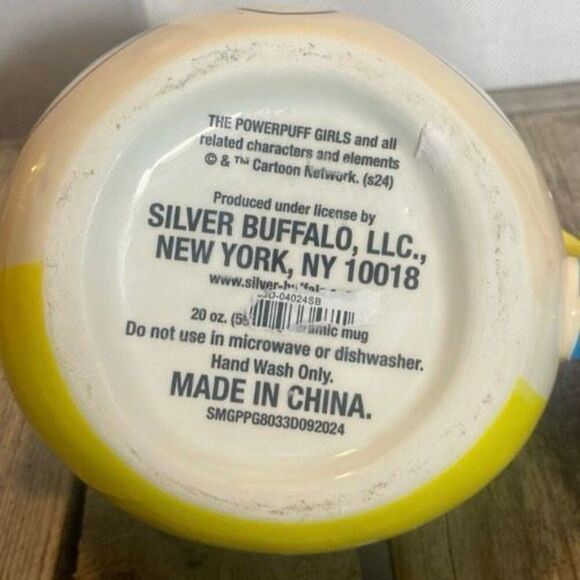 Powerpuff Girls Bubbles 3D Ceramic Mug Cup 20oz Silver Buffalo Cartoon Network - Picture 6 of 6